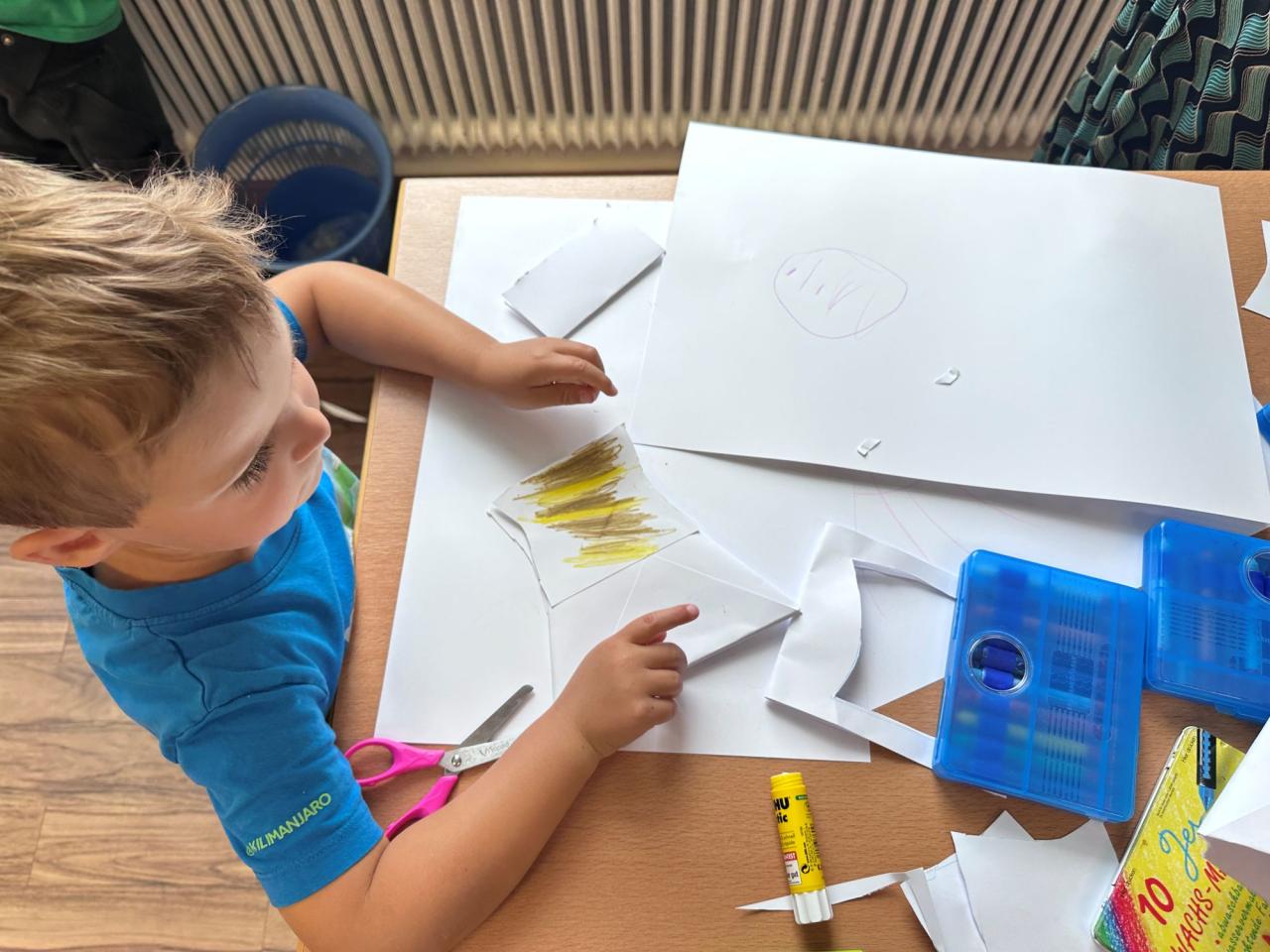 Bilderbuchkino Pettersson zeltet, Kinder in der Bibliothek